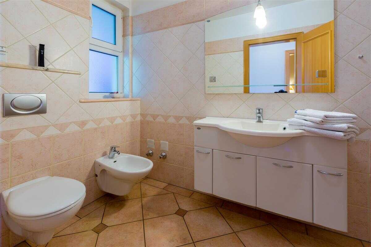 Unit