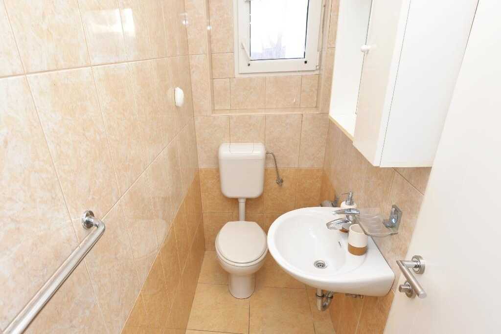 Unit
