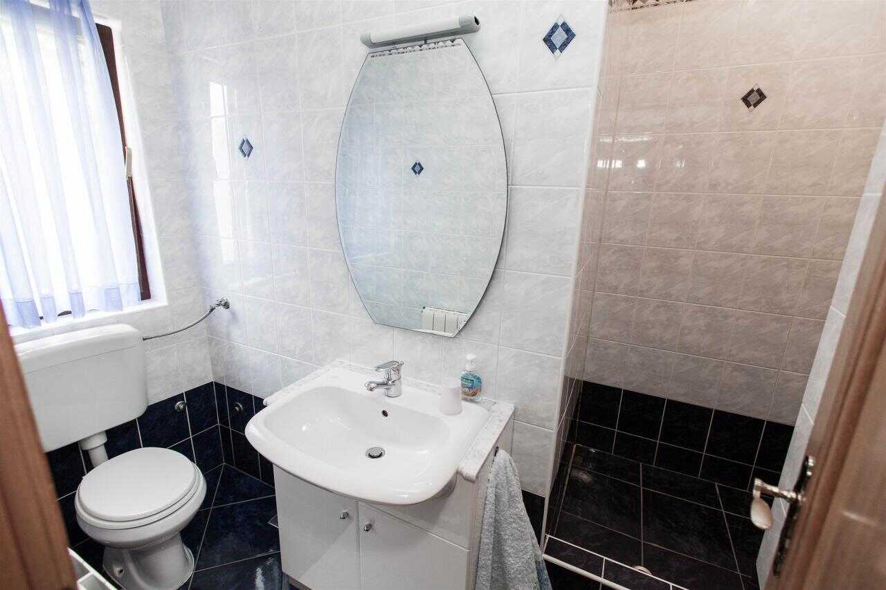 Unit